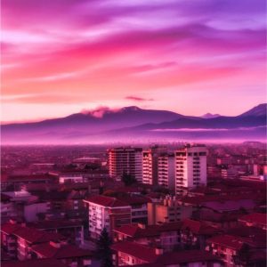 La ciudad bajo un cielo violeta