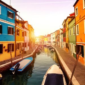Burano entre colores y canales